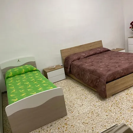 La Casa Di Leo Mondragone